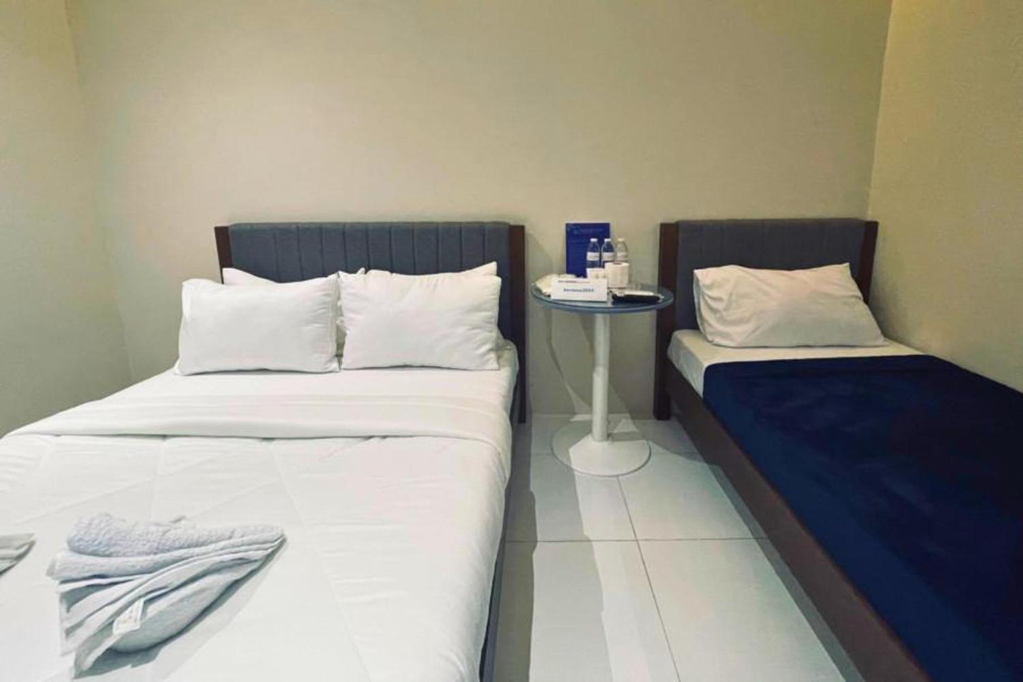 Bernese Resort Hotel Powered By Cocotel Ligao Camera foto