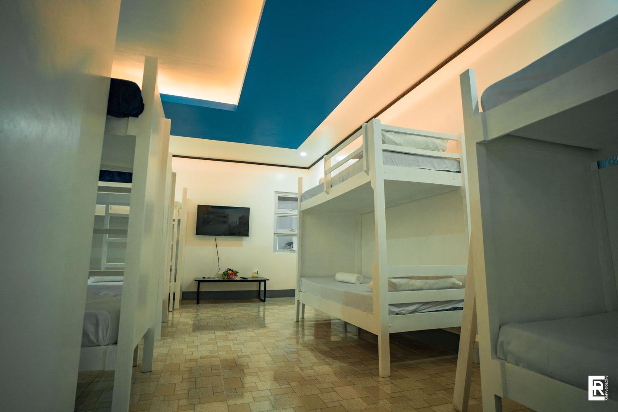 Bernese Resort Hotel Powered By Cocotel Ligao Camera foto