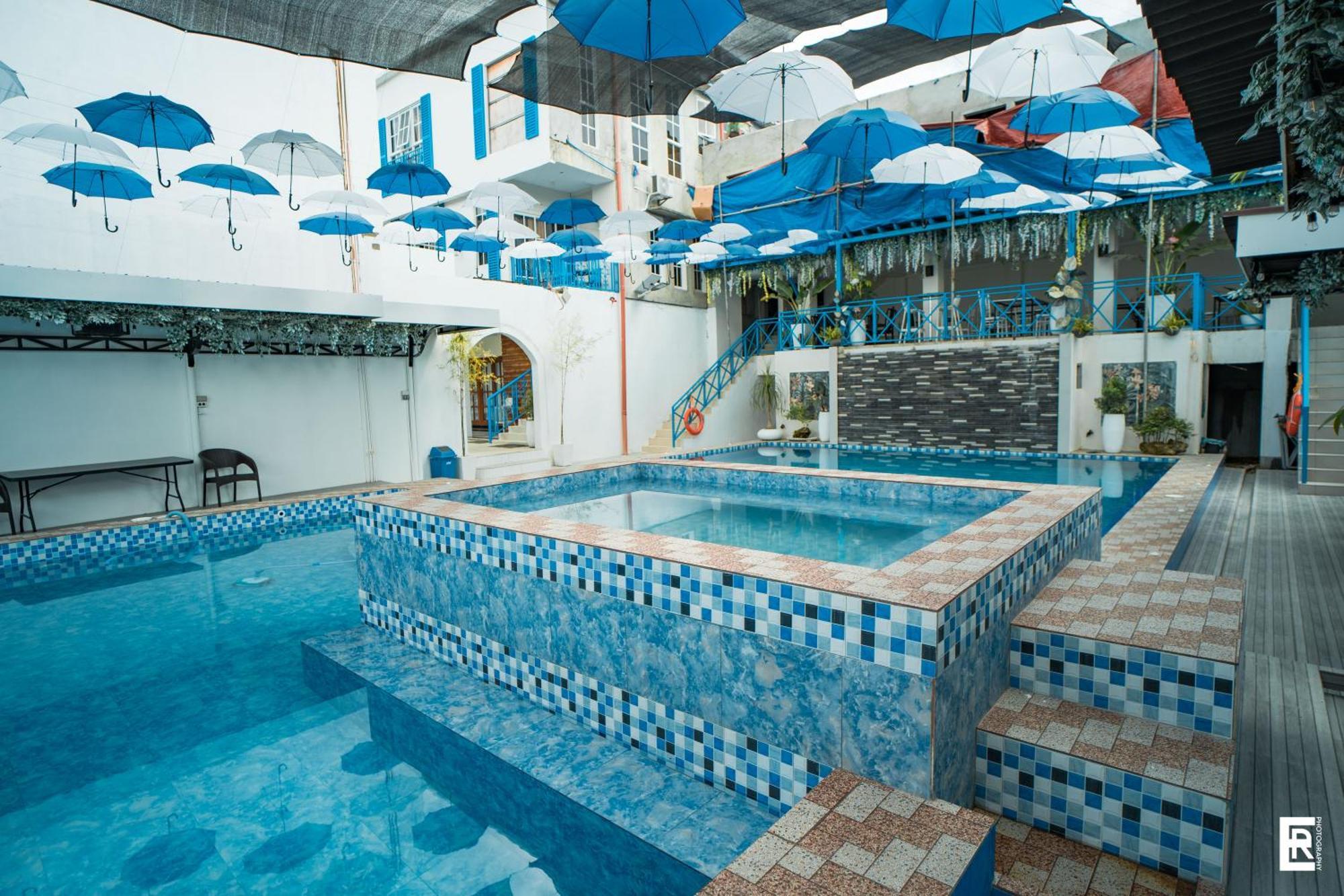 Bernese Resort Hotel Powered By Cocotel Ligao Esterno foto